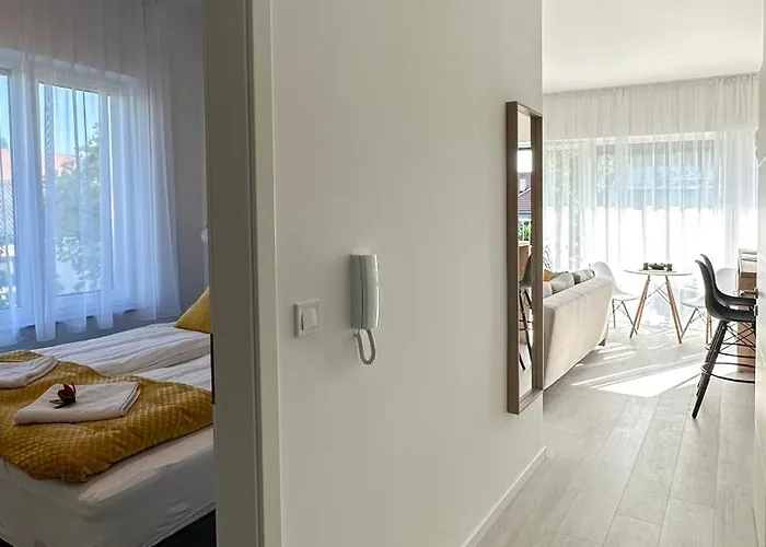 Linden 105 - Adults Only Apartament *