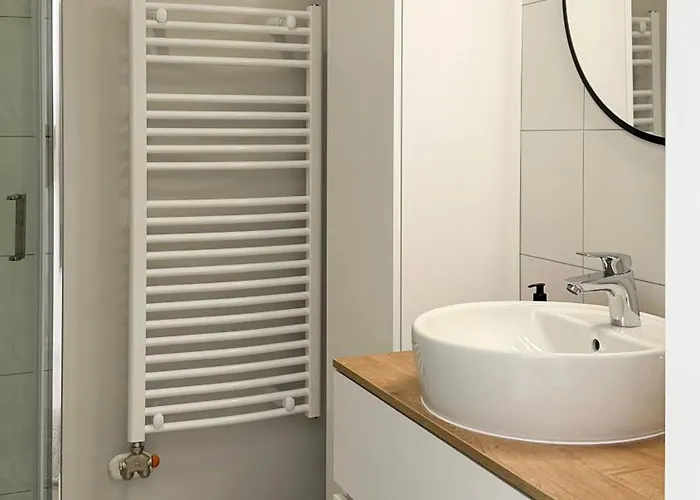 Linden 105 - Adults Only Apartament